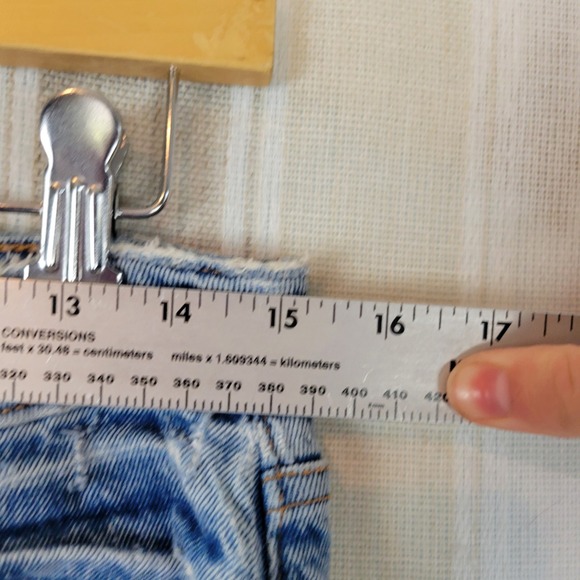 Abercrombie & Fitch Curve Love The 80s Mom High Rise Jeans Blue Size 29/8S - Picture 4 of 11